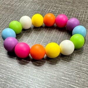 Multi color rubber stretch bracelet